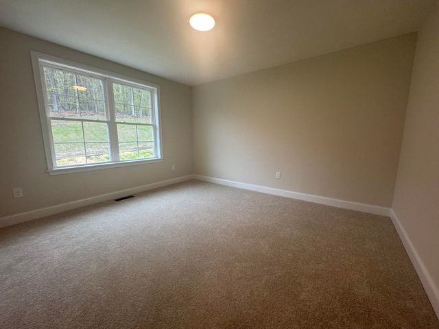 83 Kearsarge Lane, Tilton, NH 03276