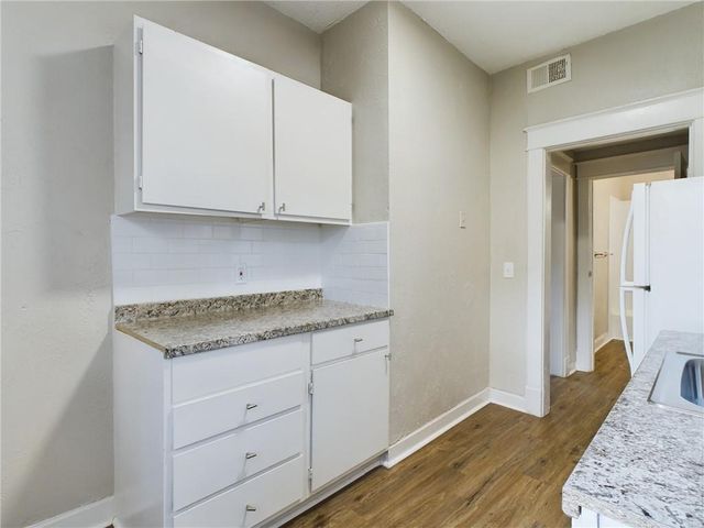 2416 E 22nd Street, Kansas City, MO 64127