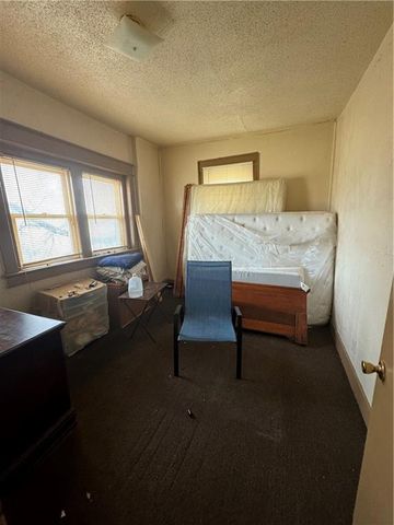 2416 E 22nd Street, Kansas City, MO 64127