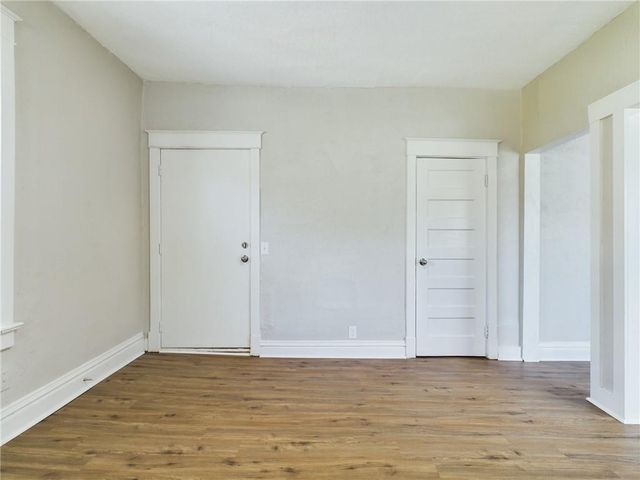 2416 E 22nd Street, Kansas City, MO 64127