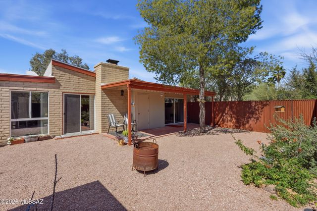 1851 S Skyview Place, Tucson, AZ 85748