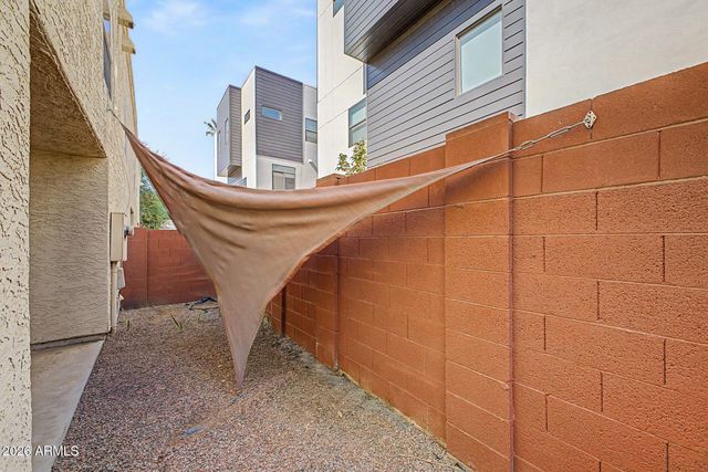 319 E CORONADO Road 1, Phoenix, AZ 85004