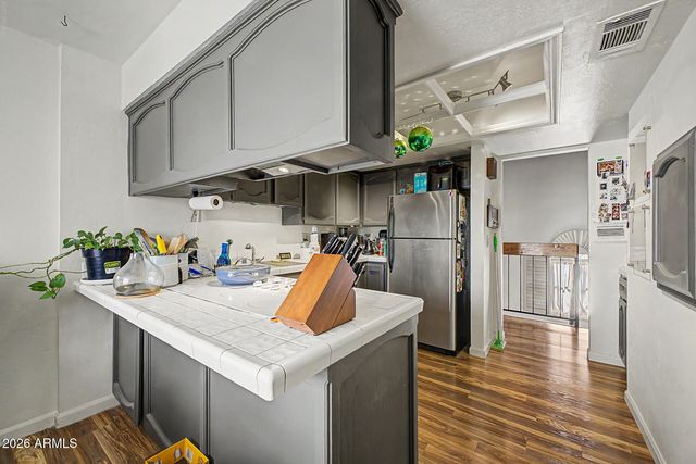 319 E CORONADO Road 1, Phoenix, AZ 85004
