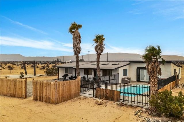 3737 MERIWETHER RD, 29 Palms, CA 92277