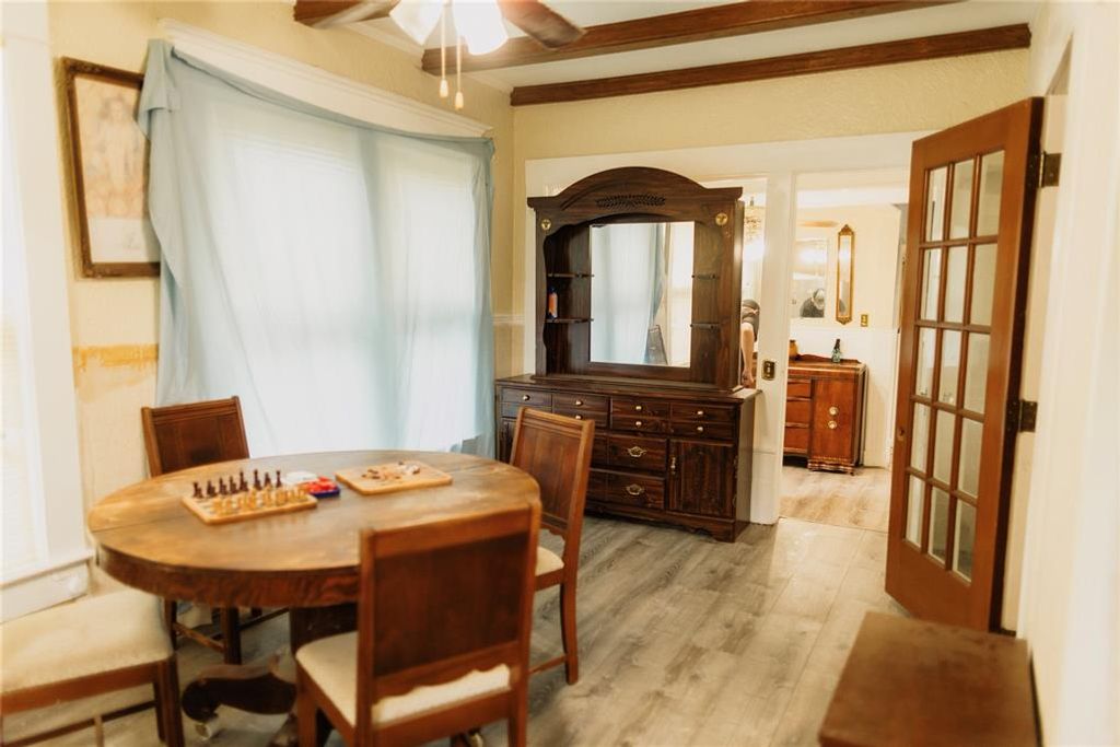 Image 21 of property listing at 1224 W Minnesota Avenue, Chickasha, OK 73018