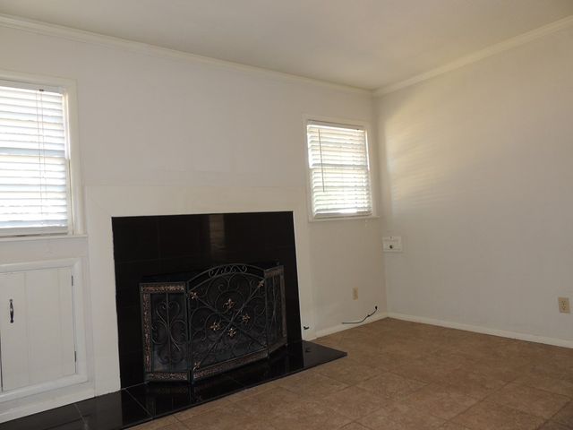 1305 Lawson Ave, Midland, TX 79701