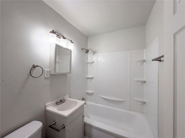 4770 Woodend Avenue, Kansas City, KS 66106