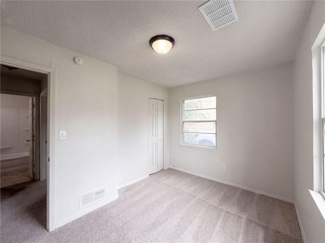 4770 Woodend Avenue, Kansas City, KS 66106