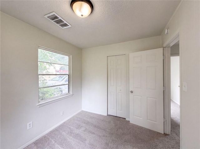 4770 Woodend Avenue, Kansas City, KS 66106