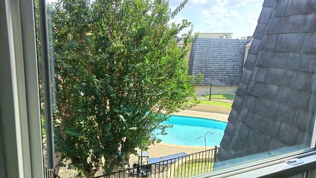 16120 Stuebner Airline Road 603, Spring, TX 77379