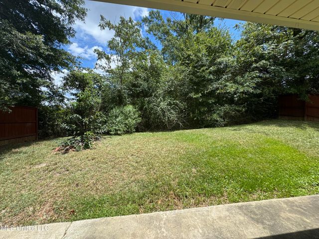 117 Ashley Park Drive, Byram, MS 39272