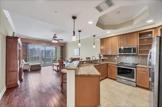 6310 WATERCREST WAY 402, Bradenton, FL 34202