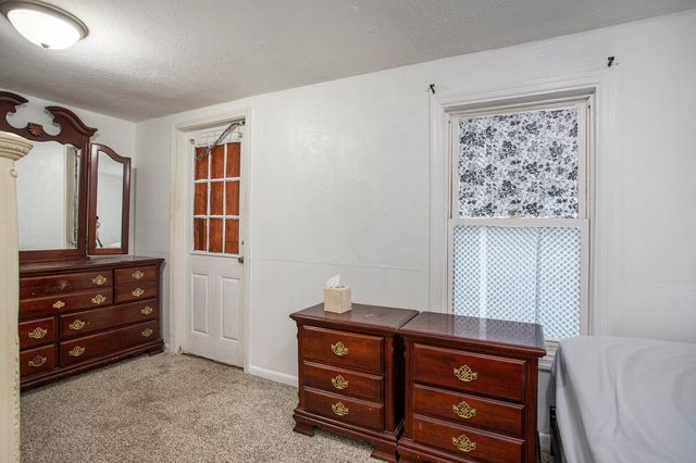 196 N Gardner Avenue, Battle Creek, MI 49037