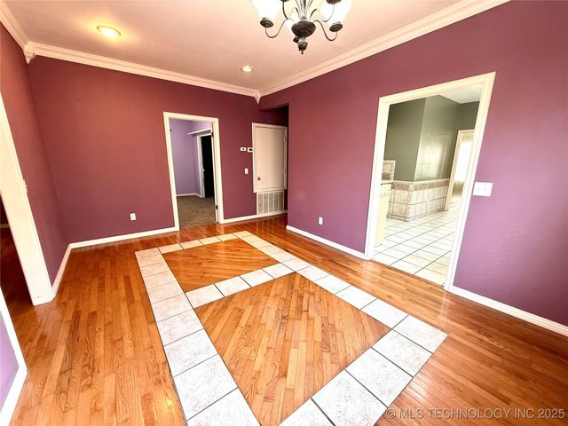 616 E Osage Avenue, Mcalester, OK 74501