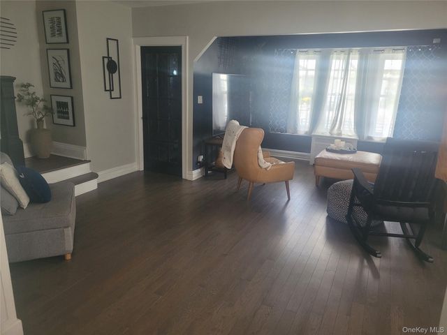 2548 Woodhull Avenue, Bronx, NY 10469