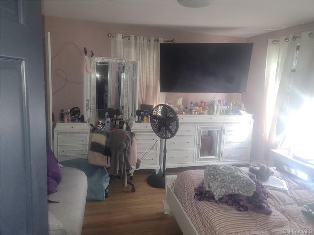 2548 Woodhull Avenue, Bronx, NY 10469