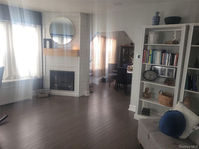 2548 Woodhull Avenue, Bronx, NY 10469