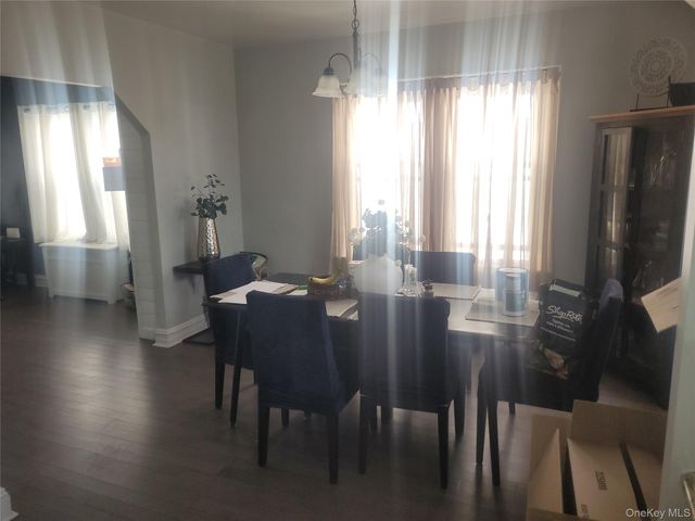 2548 Woodhull Avenue, Bronx, NY 10469
