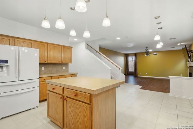 21714 Cliff View, San Antonio, TX 78259