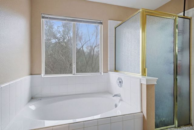 21714 Cliff View, San Antonio, TX 78259