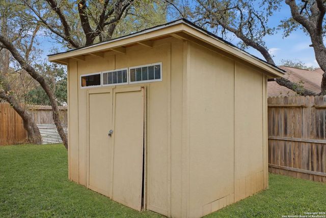 21714 Cliff View, San Antonio, TX 78259