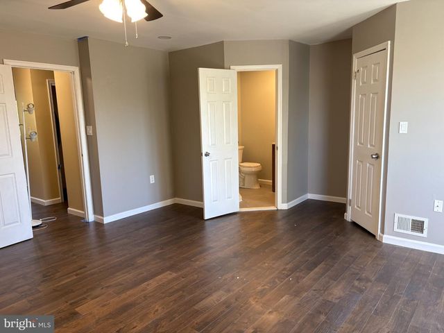 5 TUDOR CT, Ewing Twp, NJ 08628