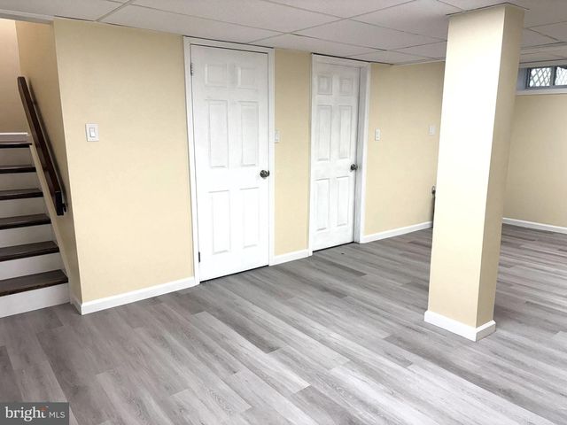 5 TUDOR CT, Ewing Twp, NJ 08628