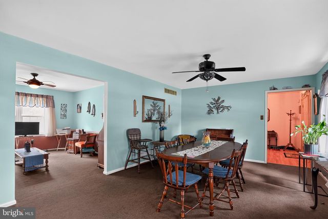 3025 GREEN RIDGE DR, East Norriton, PA 19403