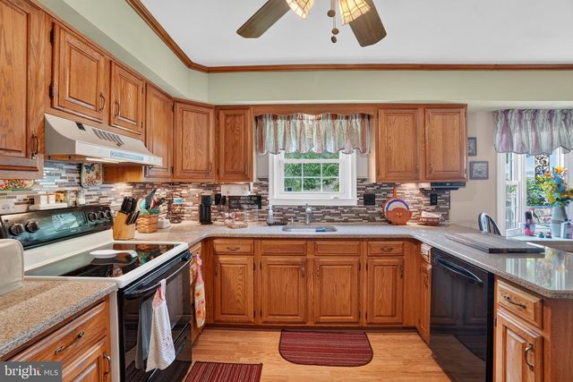 3025 GREEN RIDGE DR, East Norriton, PA 19403