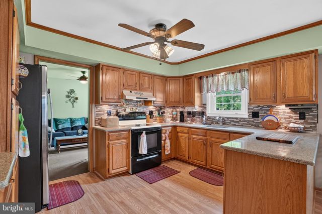 3025 GREEN RIDGE DR, East Norriton, PA 19403