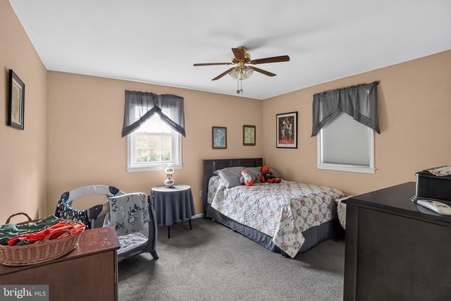 3025 GREEN RIDGE DR, East Norriton, PA 19403
