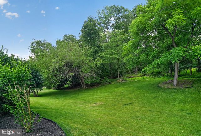 3025 GREEN RIDGE DR, East Norriton, PA 19403