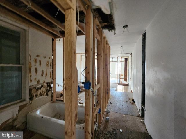 2932 GREENMOUNT AVE, Baltimore, MD 21218