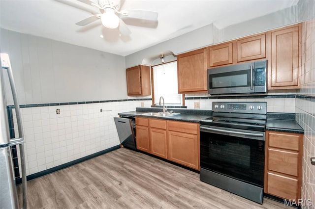 1411 Holden Avenue, St Louis, MO 63125