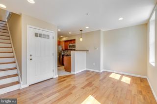 662 N 33RD ST #3, Philadelphia, PA 19104
