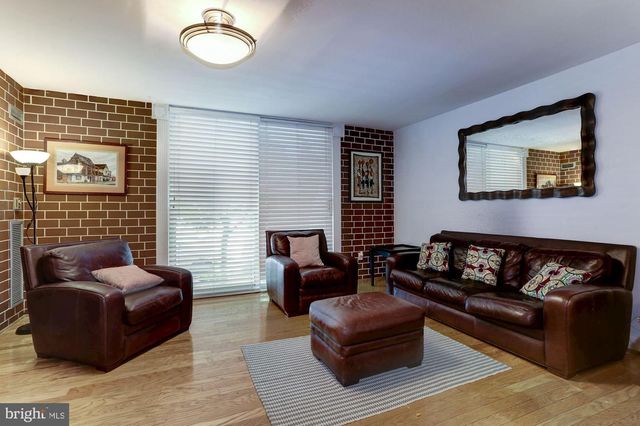 950 25TH ST NW #106-N, Washington, DC 20037