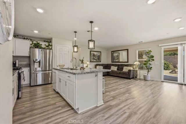 433 Willow, Perris, CA 92570