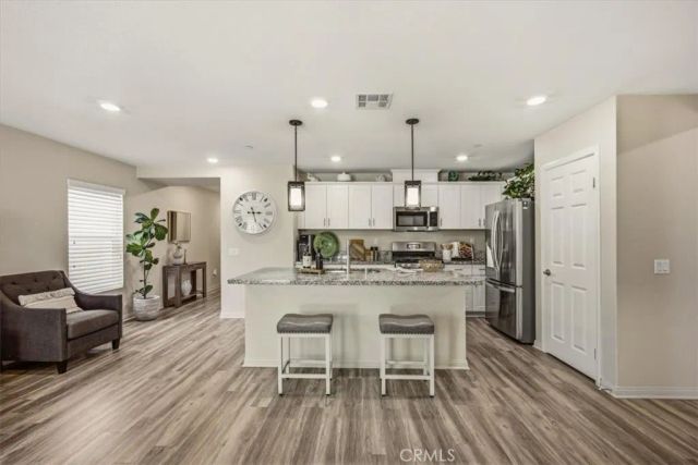 433 Willow, Perris, CA 92570
