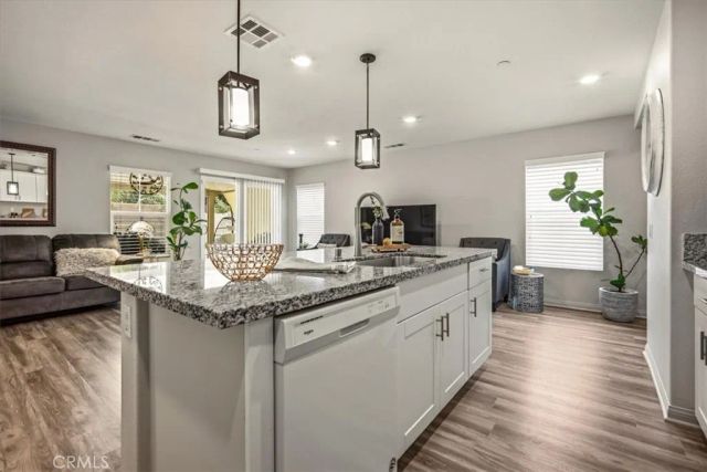 433 Willow, Perris, CA 92570
