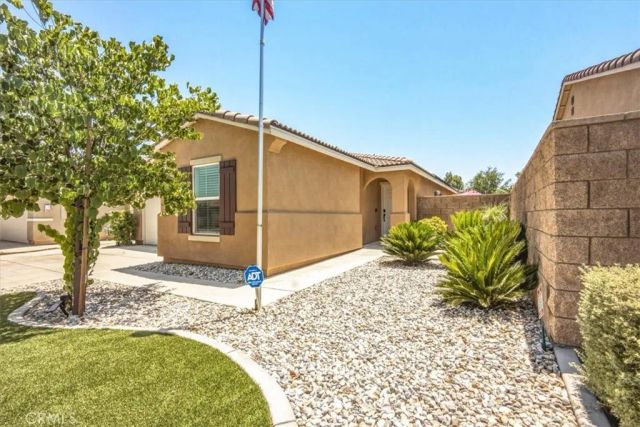 433 Willow, Perris, CA 92570