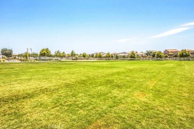 433 Willow, Perris, CA 92570