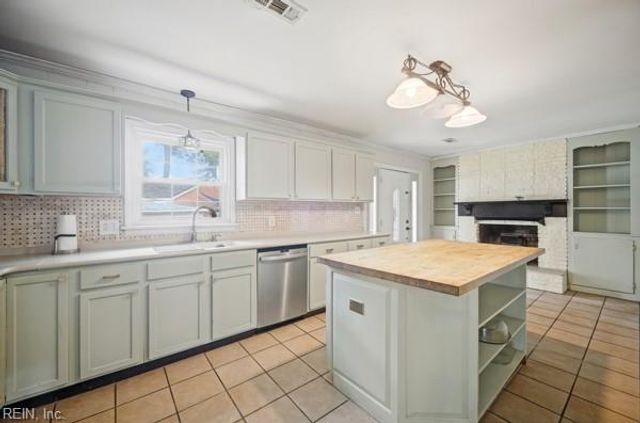 145 Gene AVE, Suffolk, VA 23434