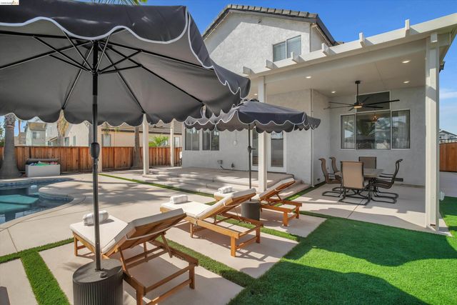 2331 Newport Pl South, Discovery Bay, CA 94505