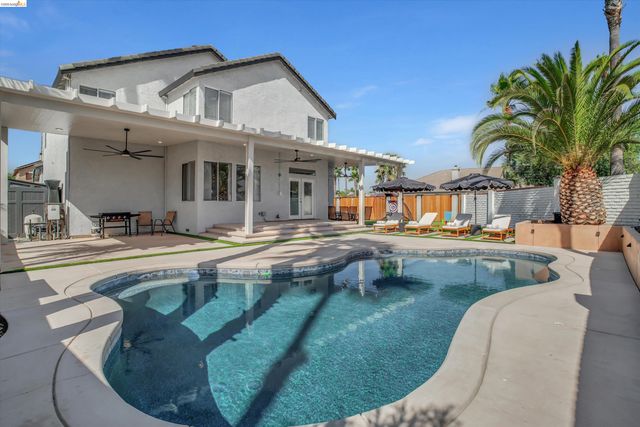 2331 Newport Pl South, Discovery Bay, CA 94505