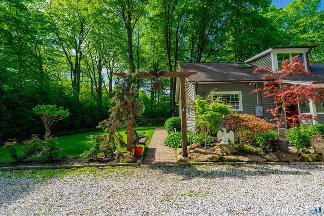 471 Newtown Turnpike, Redding, CT 06896