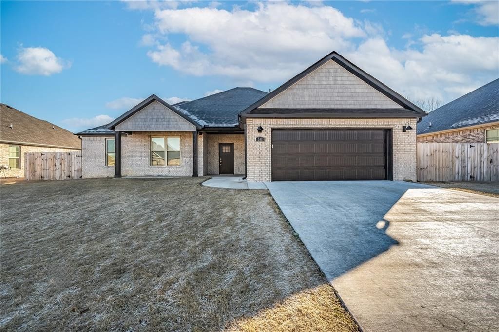 511 Piper Lane, Centerton, AR 72719