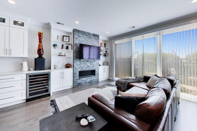 5137 N LINCOLN Avenue 4S, Chicago, IL 60625