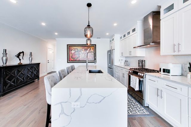 5137 N LINCOLN Avenue 4S, Chicago, IL 60625