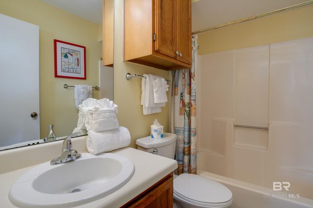 1904 W Beach Boulevard 203, Gulf Shores, AL 36542