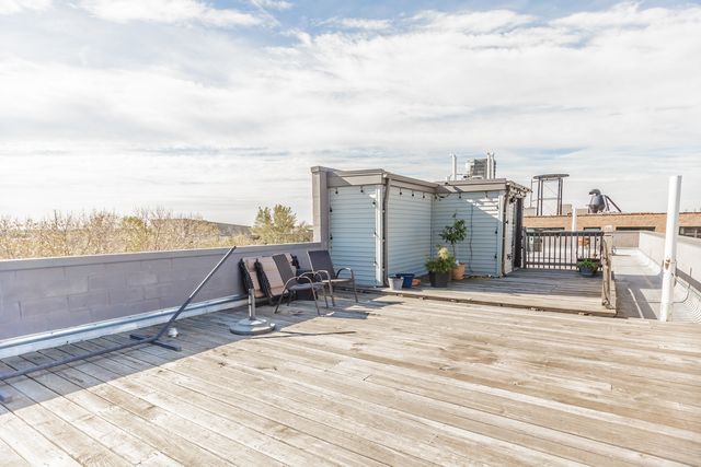 2018 S Loomis Street 3, Chicago, IL 60608